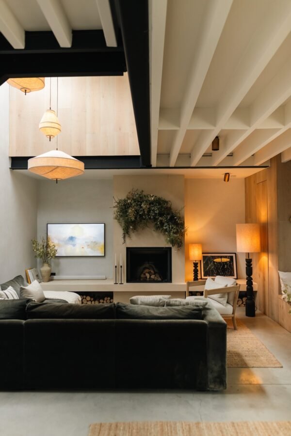 Aska - charred wood and natural linen floor lamp - Image 6