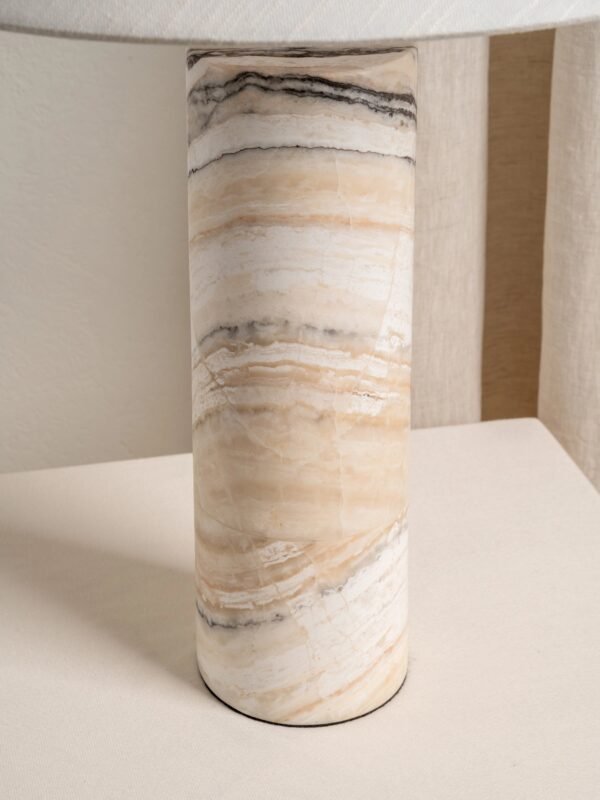 Barola - white Onyx cylinder table lamp - Image 3
