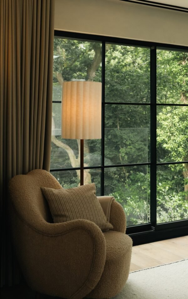Folia - walnut wood and scalloped natural linen floor lamp - Image 6