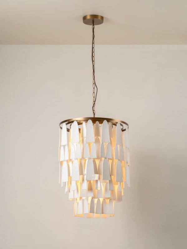 Kaolin - 4 light tiered bronze and porcelain chandelier - Image 3