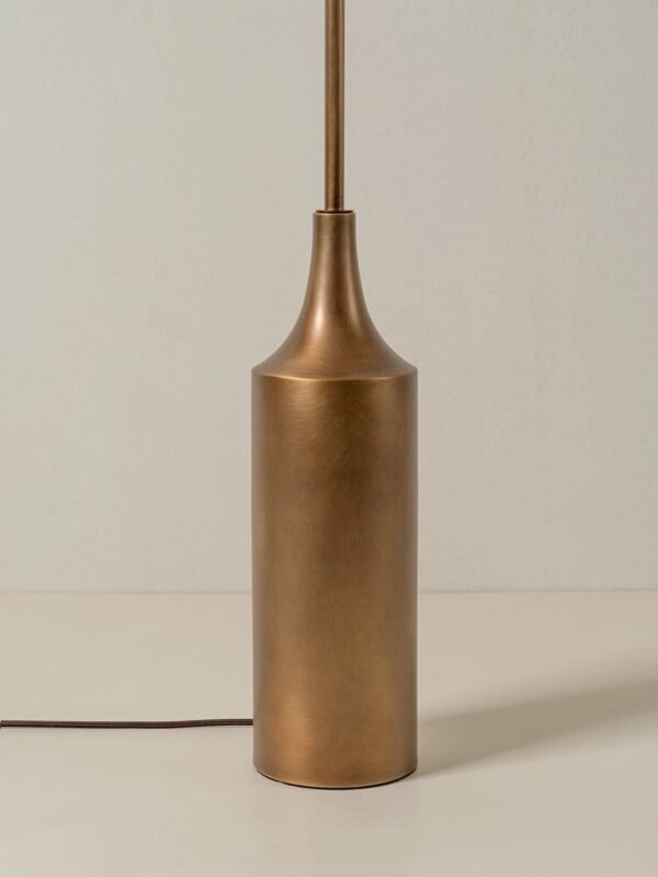 Lindi - aged brass and linen scalloped floor lamp - Image 5